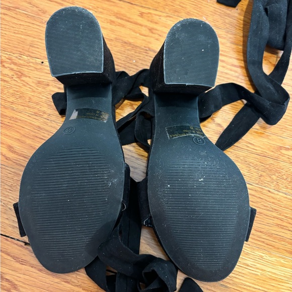 Fashion Nova Black Strappy Women's Heels - Picture 5 of 8